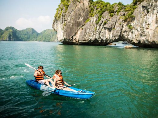 Kayaking at Lan Ha Bay