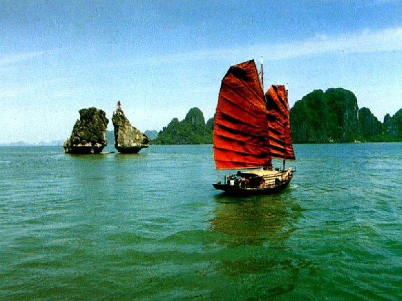 halong102.jpg