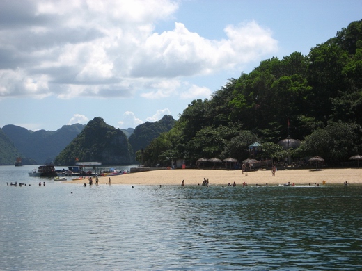 Titop beach