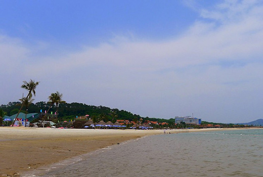 Tuan Chau beach